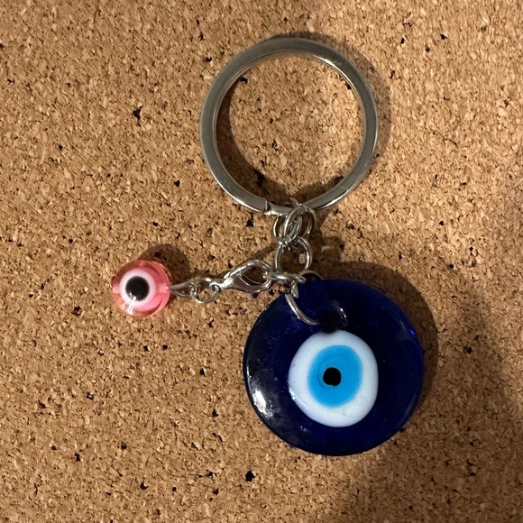 ✨🧿Evil Eye Keychain w/Matching Charm🧿✨Pink Charm✨ - Picture 1 of 8